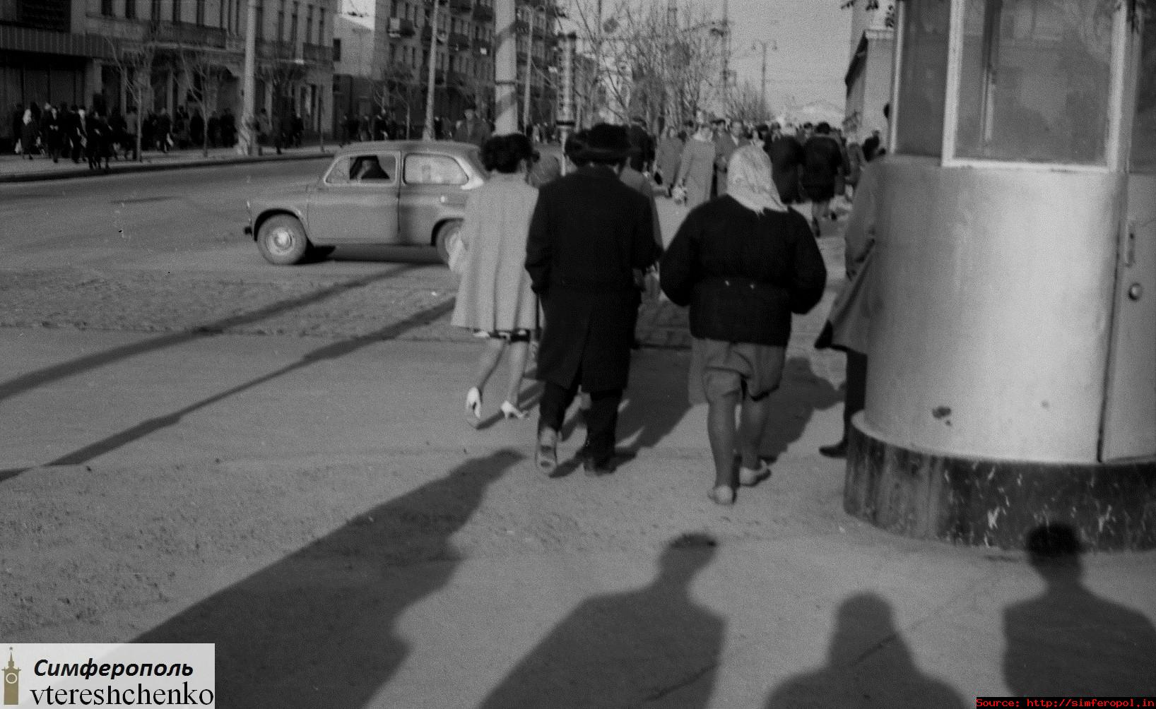 Прикрепленное изображение: Угол Гоголя и Кирова.jpg